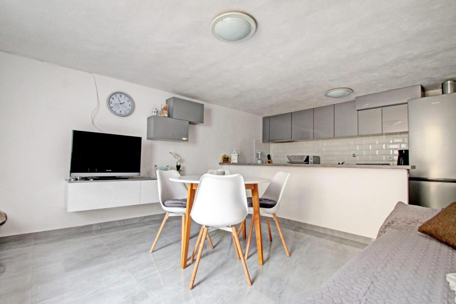 Apartments Kondric Vinjerac Room photo
